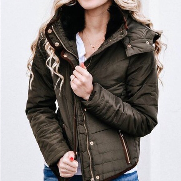 NWT Zenana Outfitters Padded Coat, Sz. S - Picture 2 of 2